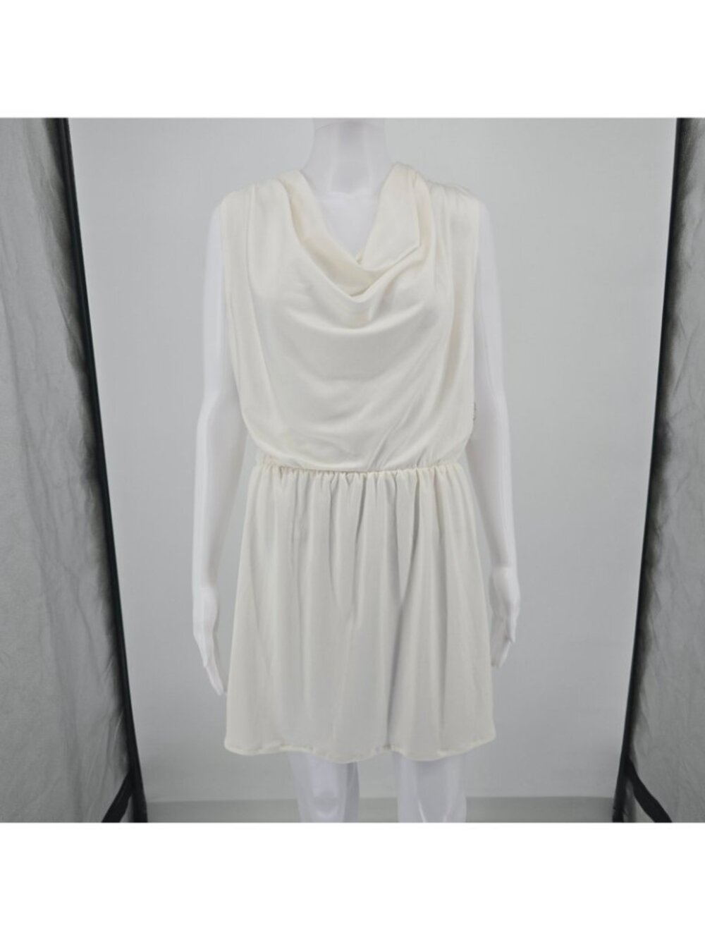 Vintage 1980s Made in USA Cowl Neck Sleeveless Blouson Mini Dress (Size 10/M) - Picture 8 of 11
